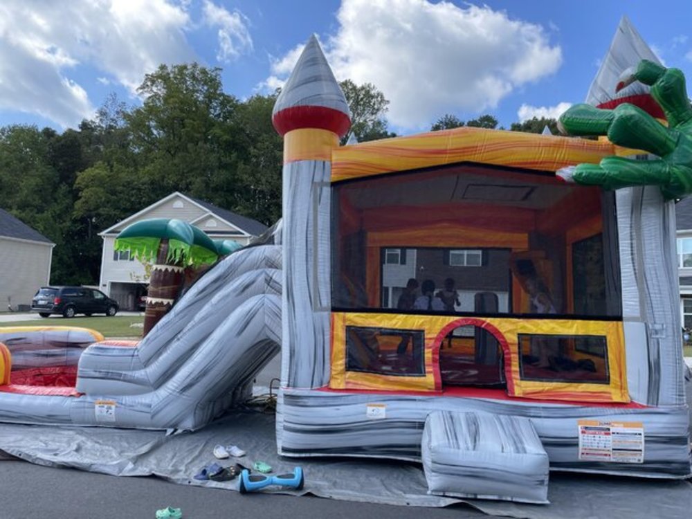 No photo description available.